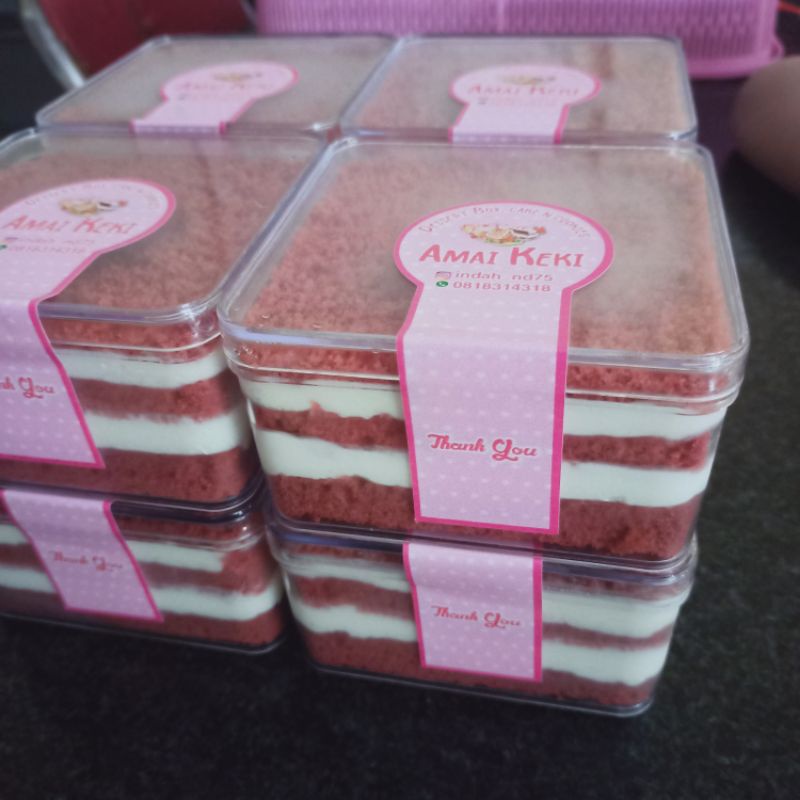 

Red Velvet Dessert Box