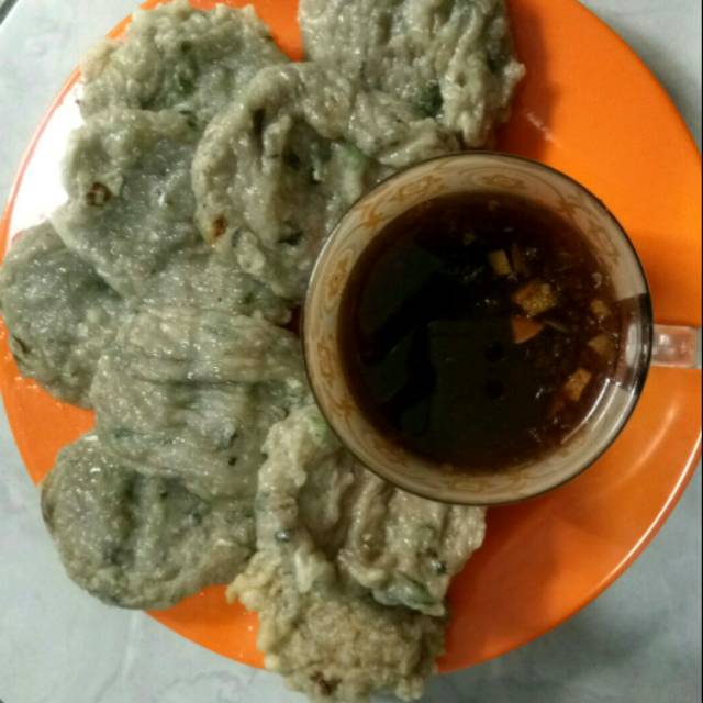 

Pempek kulit