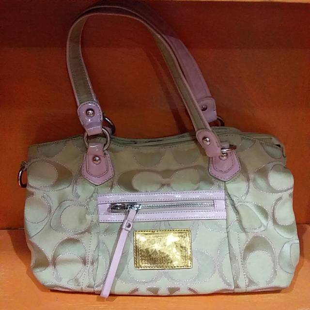 Tas coach preloved