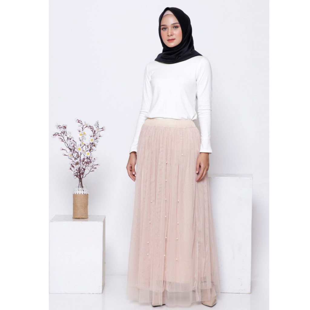 5512 pearl long skirt ( ramadan edition )