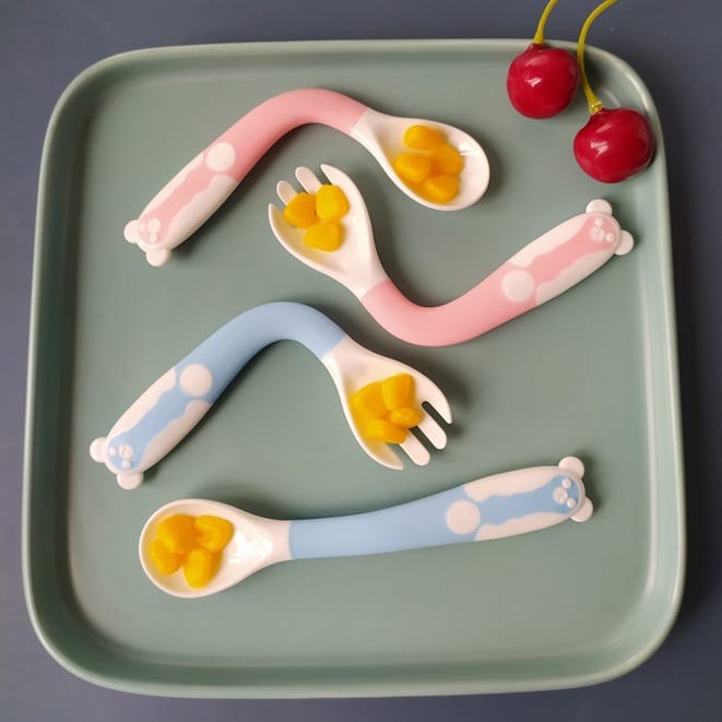 (BC)Sendok Makan Bayi Alat Makan Bayi Set Sendok Garpu Bengkok Bahan Silikon Safety Spoon Baby