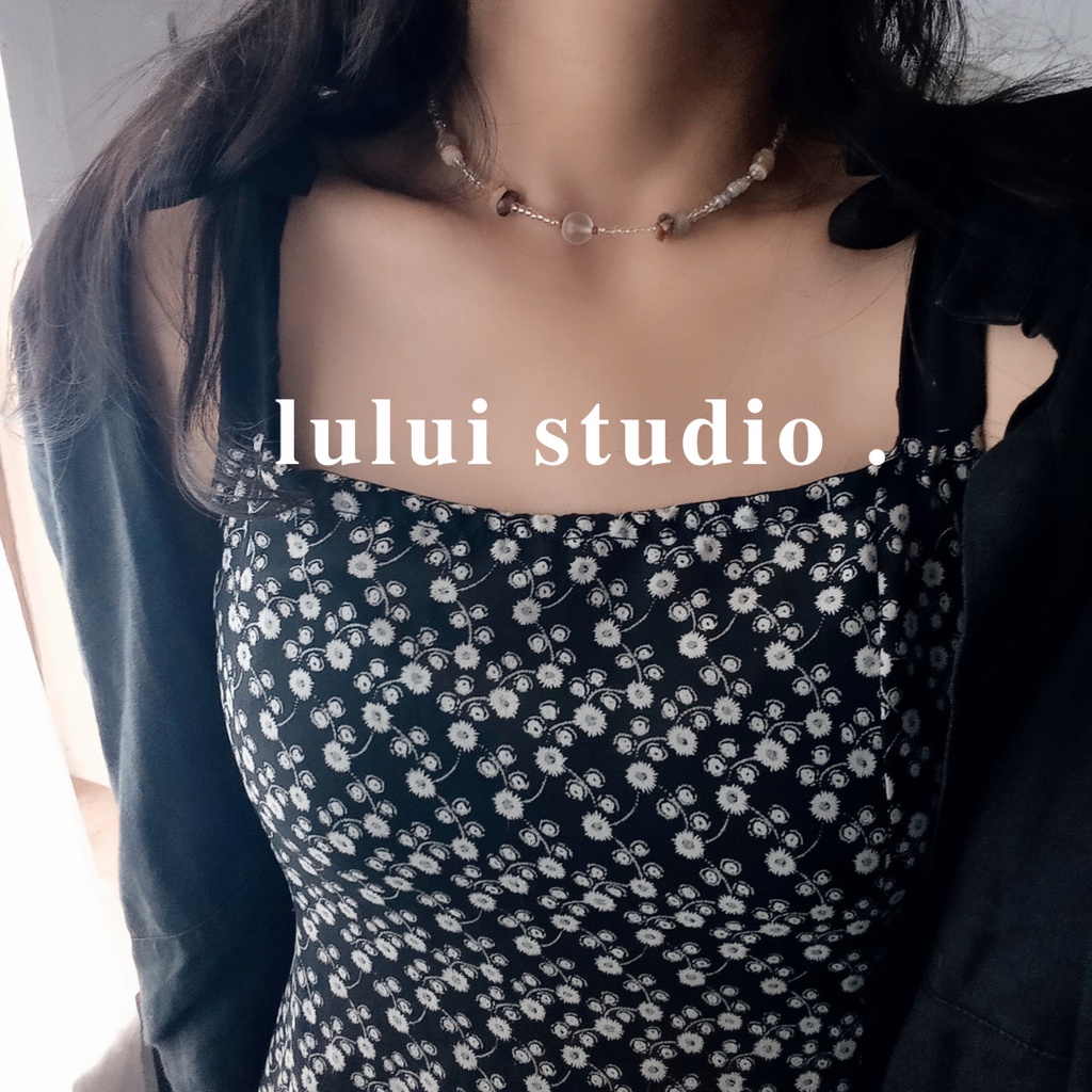 BEADS NECKLACE / FLOWER BEADS