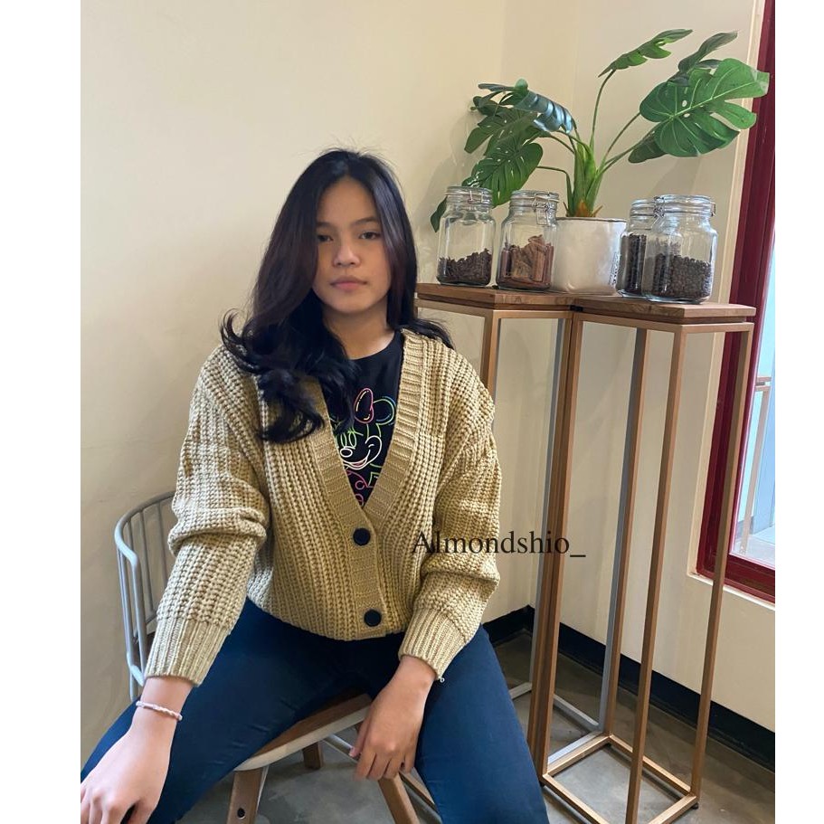 Shila Cardigan Rajut Premium / Cardigan Oversize / Cardigan Crop Wanita / Cardi Rajut-Cream