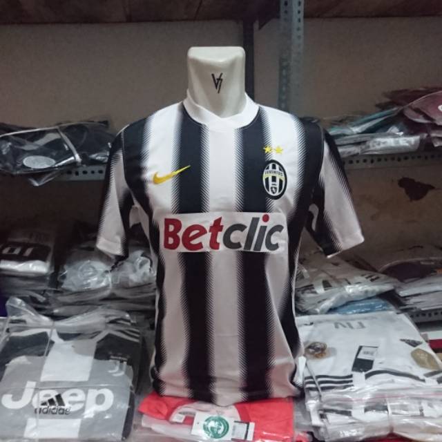 juventus jersey 2011