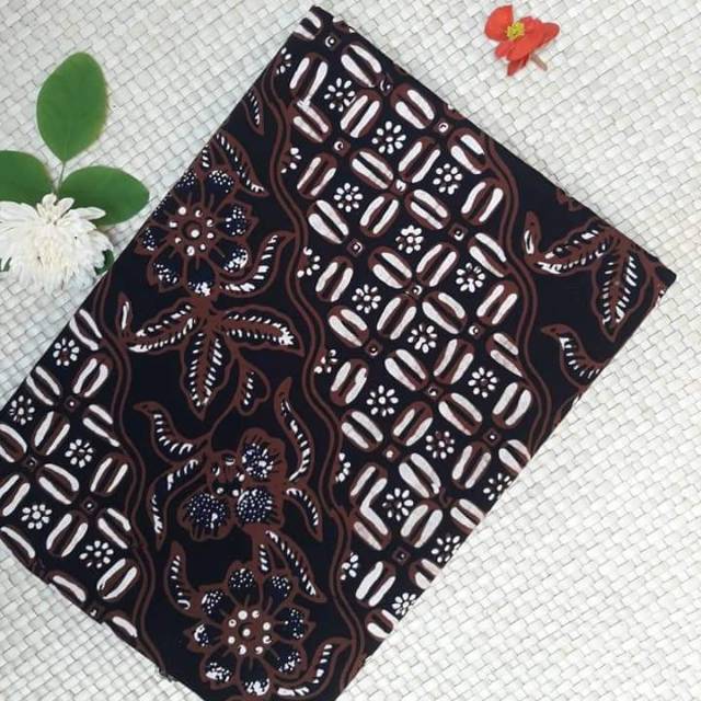 Kain Batik warna sogan