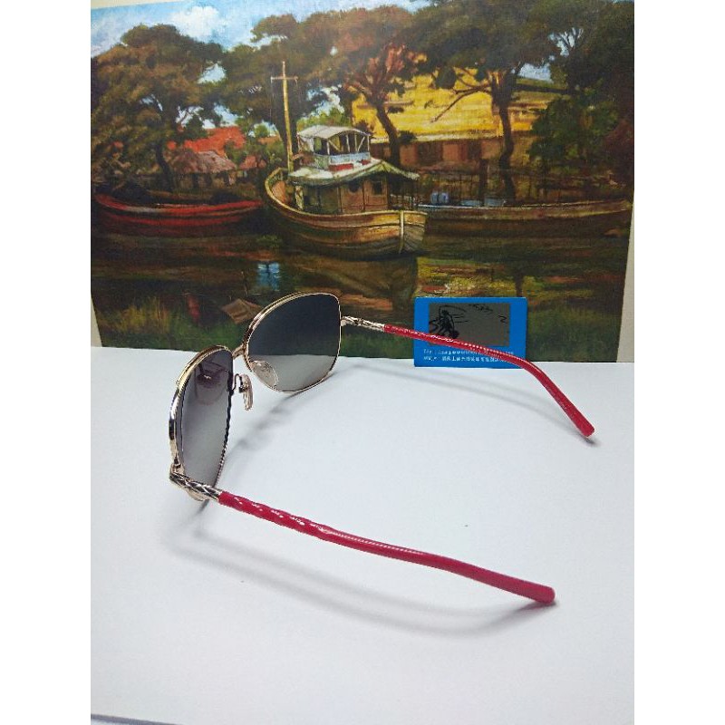 hellen keler 1342 polarized