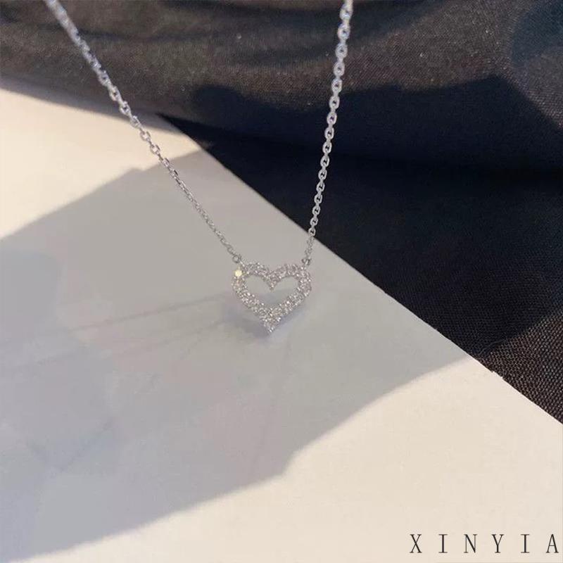 【Bayar di tempat】Kalung Love Zircon Cinta Fashion Korea Necklace Girls Light Luxury Niche Design Rantai Klavikula Yang Indah-A.one