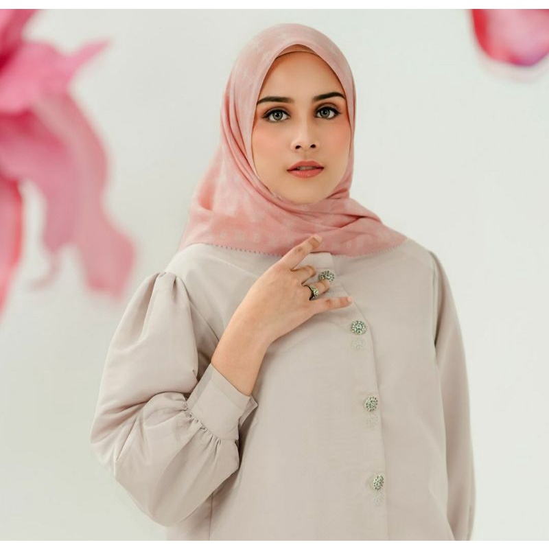 Buttonscarves monogram xanadu voal BLUSH
