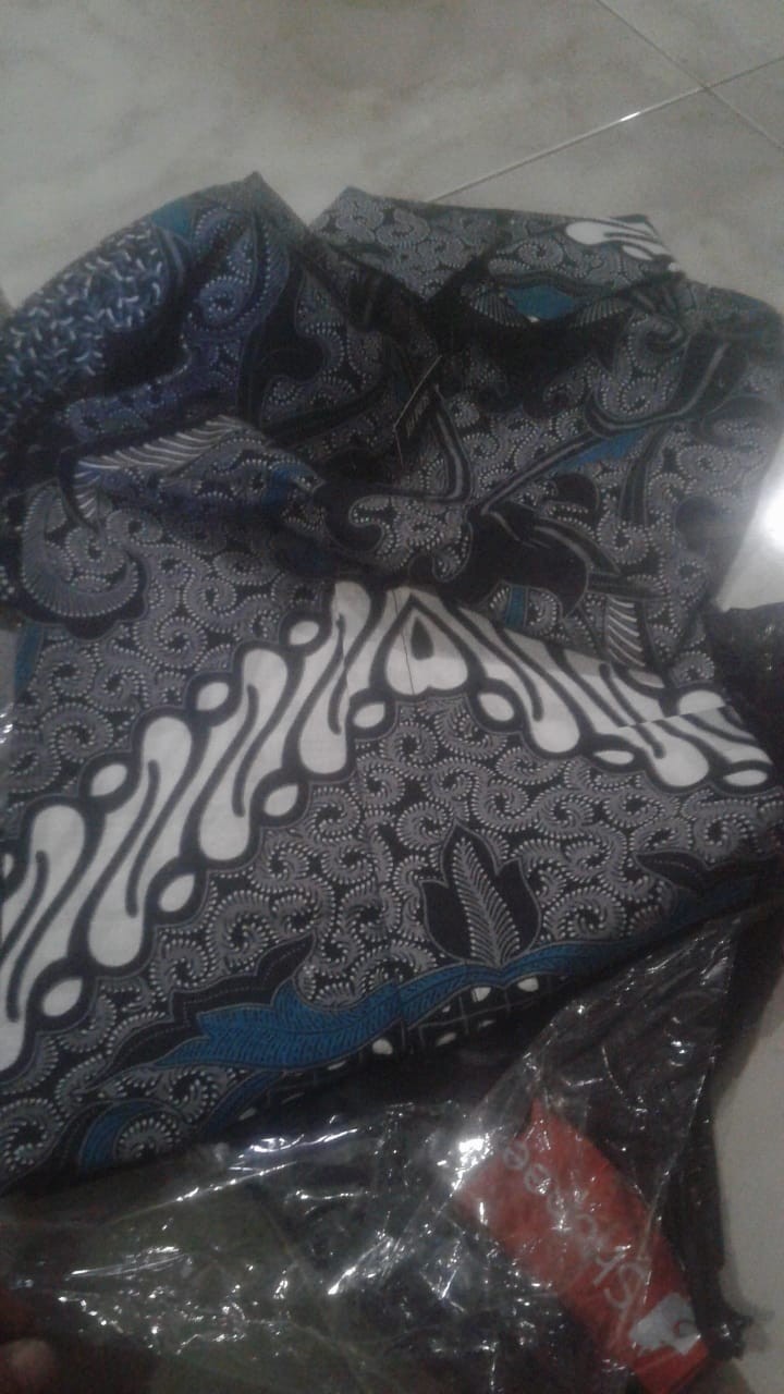 Batik Pria Lengan Panjang Slimfit Modern Batik Slimfit Pria