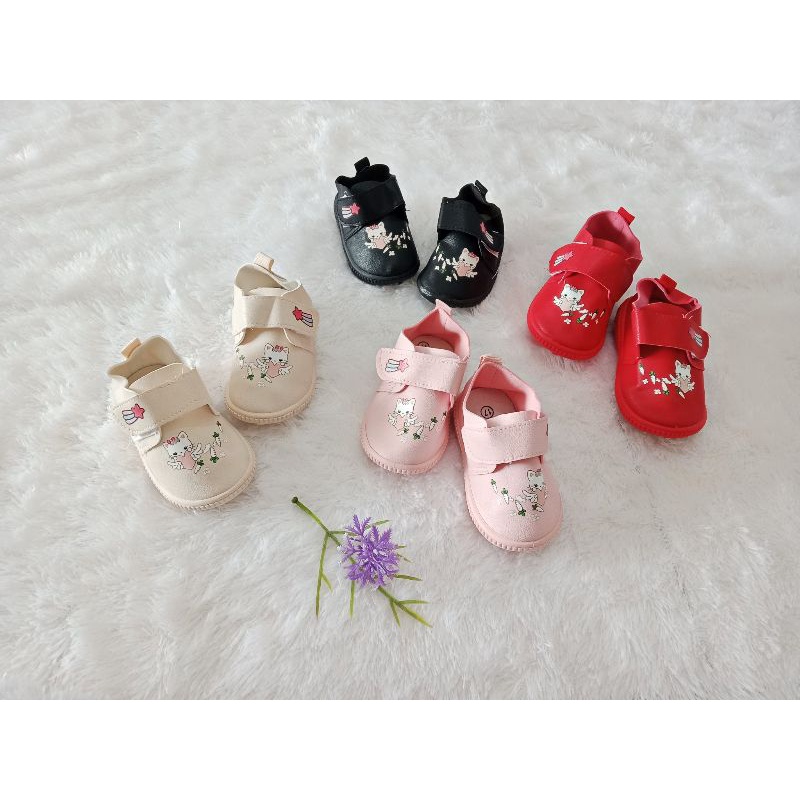 Spicer Sepatu Cit Meow Karet