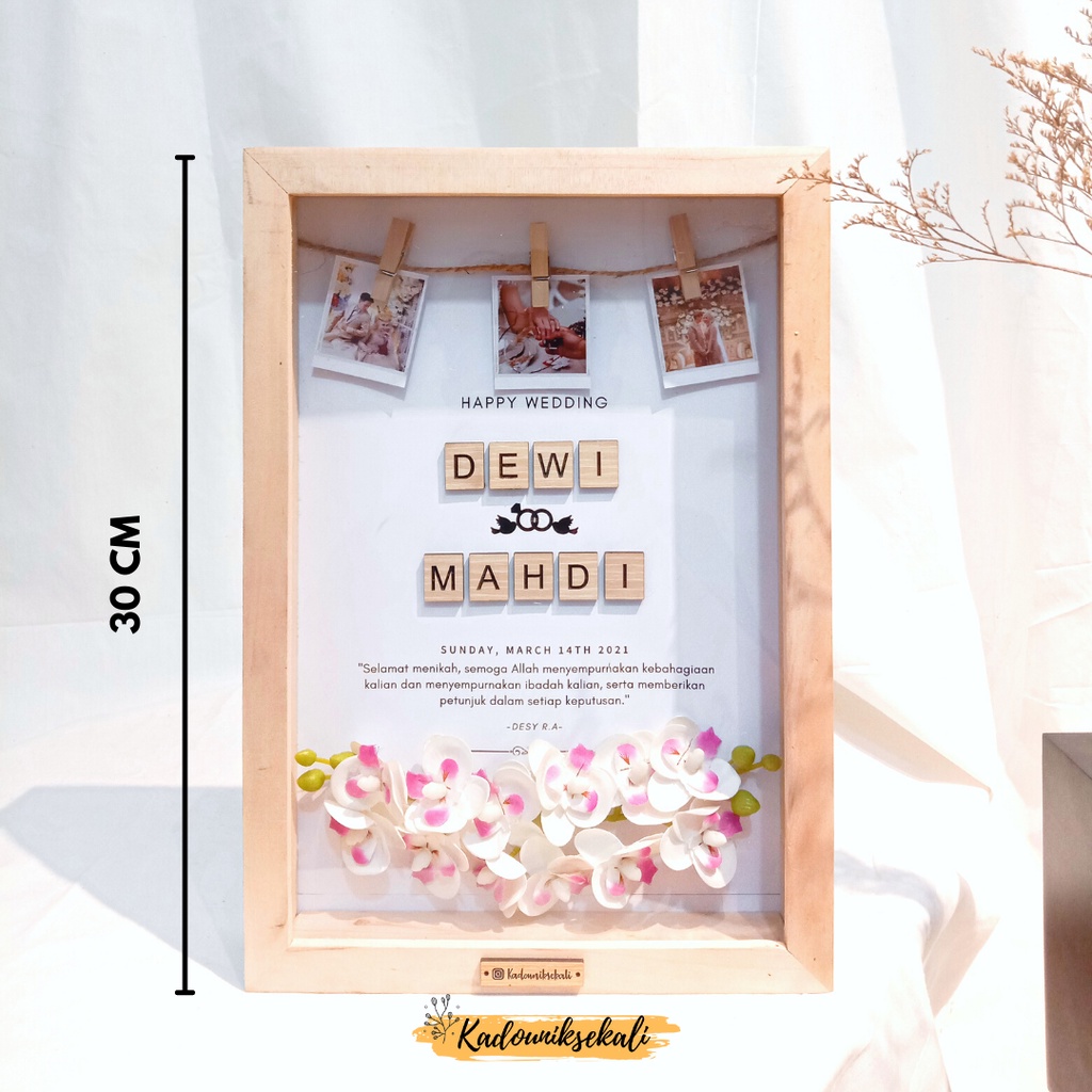 Kado Ulang Tahun Hadiah Pernikahan 30x20 cm  Wisuda Kado Unik Birthday Engagement Wedding Anniversary Kadouniksekali