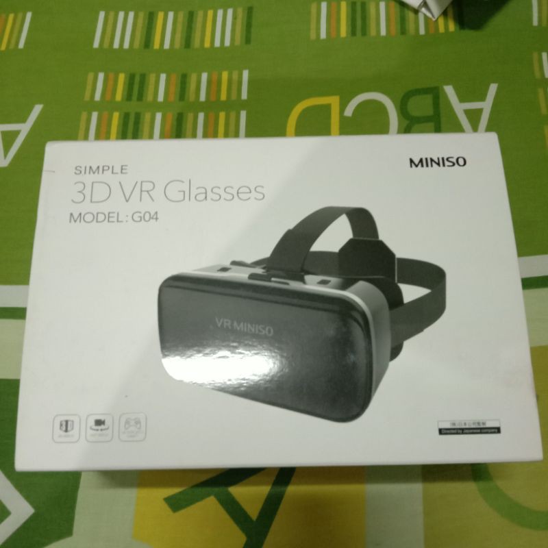 MINISO “Simple 3D VR Glasses: GO4”