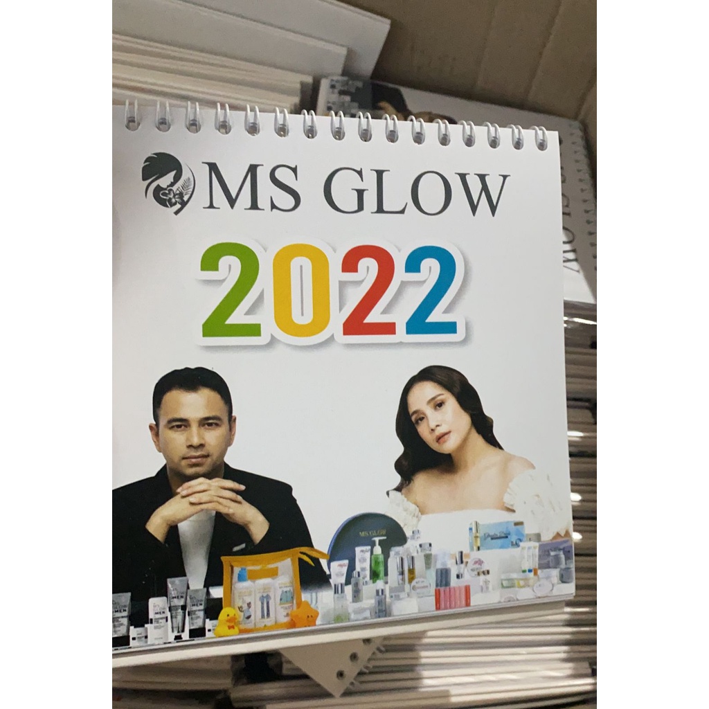 KALENDER 2022 MS GLOW MSGLOW MEJA DUDUK 2022 CALENDAR AESTHETIC GIFT MS GLOW TERMURAH DISTRIBUTOR AG