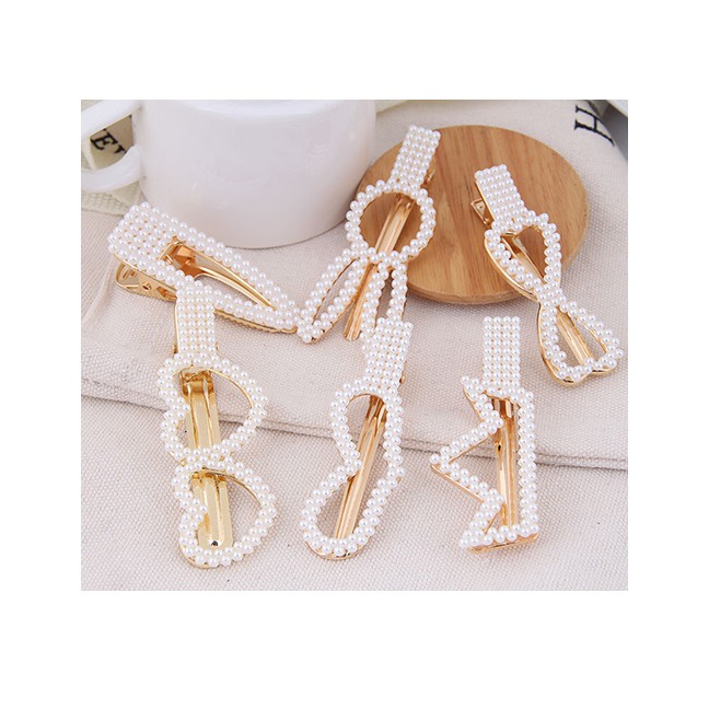 LRC Jepit Rambut Fashion Gold Imitation Pearl Small Flower Hairpin (double Heart) A58191