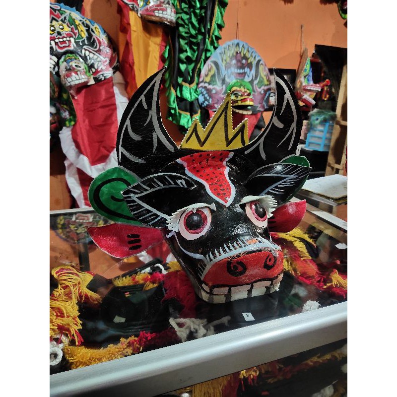 bantengan anak / bantengan / barongan / caplokan / kucingan / reog / ganongan / topeng ganong /pecut