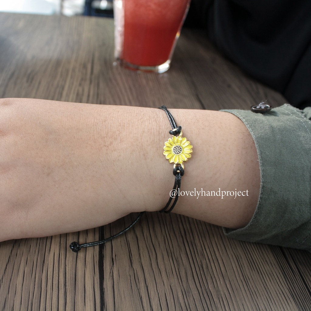 GELANG SUNFLOWER PREMIUM / SUNFLOWER BRACELET HIGH QUALITY HAECHAN NCT DREAM BAHAN TALI KOREA ANTI AIR