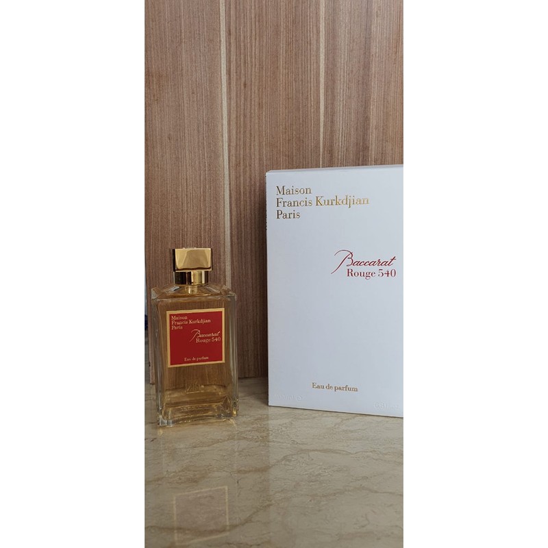 preloved MFK baccarat rouge 540 eu de parfum 200 ml  