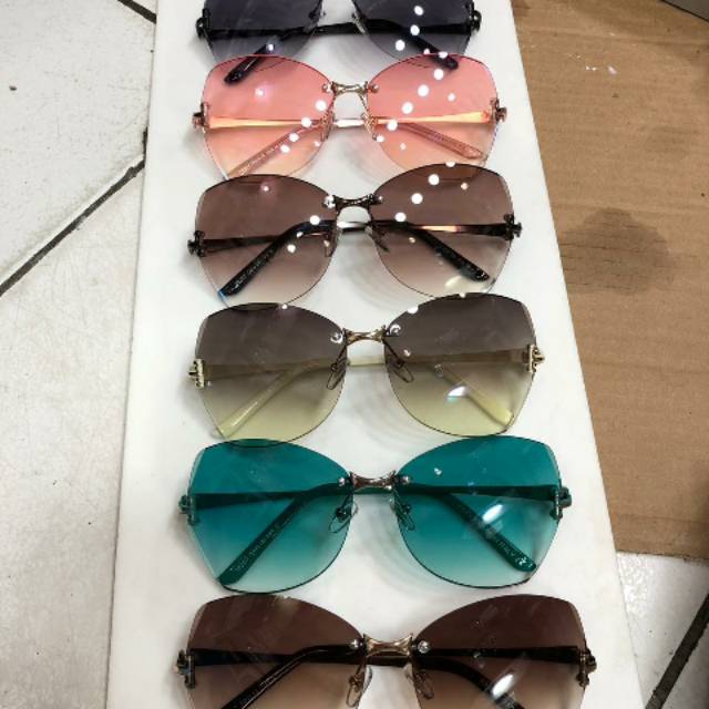 Sunglasses Gucci 18267