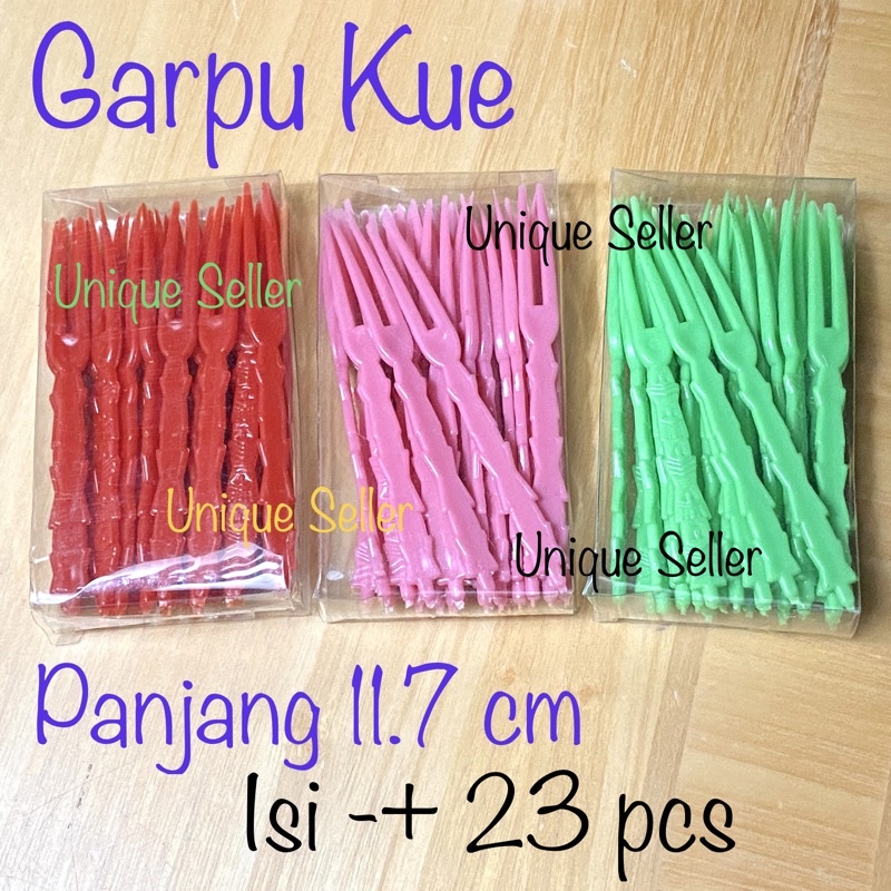 Garpu Ukir Tart Besar Warna Warni 11.7 cm isi 23 / Tusuk Kue Tart Besar Warna Warni / Garpu Kue Ukir Plastik / Garpu Buah / Garpu Kue Ulang Tahun / Garpu Kue Panjang / Garpu Kue Tart