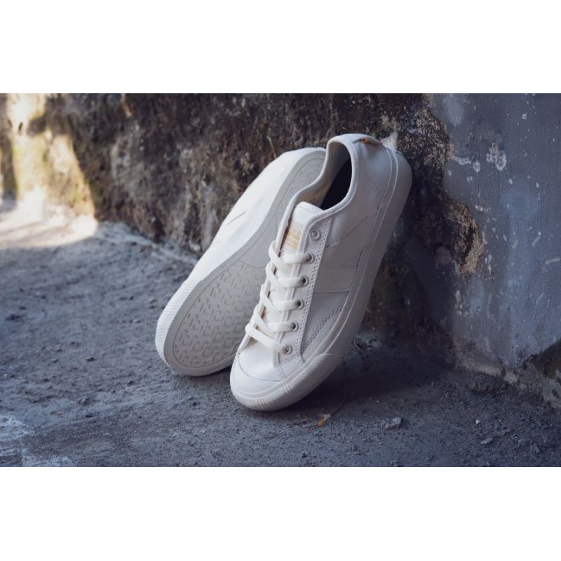 Arl Warrior II Low All White