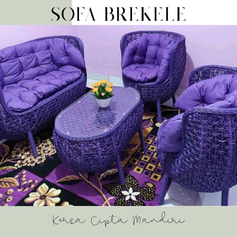 SOFA ROTAN BREKELE