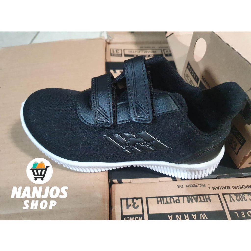 Sepatu Sneaker Stylish Unisex Pria Wanita Sekolah Kerja SD-SMA Pro ATT JAC 302 V Hitam Putih