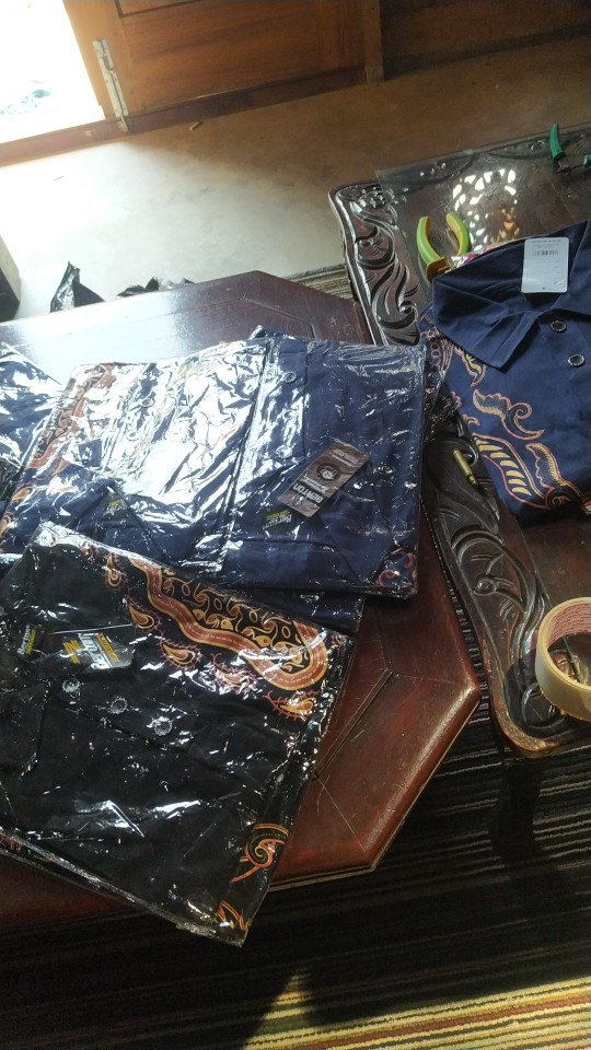 Kaos Kerah Batik Solo Terbaru Batik Bawah