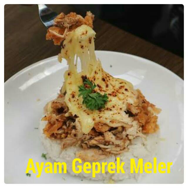 

Ayam Geprek Mbull
