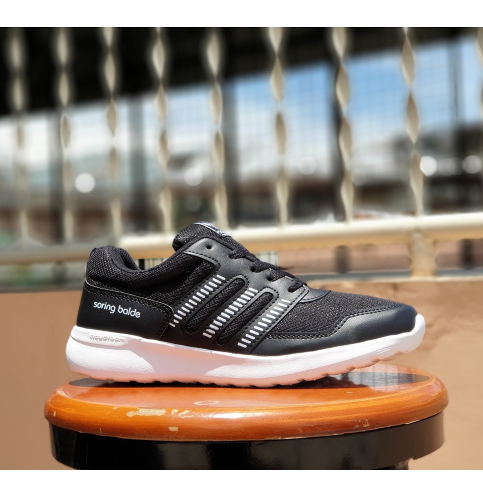 sepatu adidas soringblade hitam putih / sepatu kerja pria / adidas pria / sepatu olahraga pria