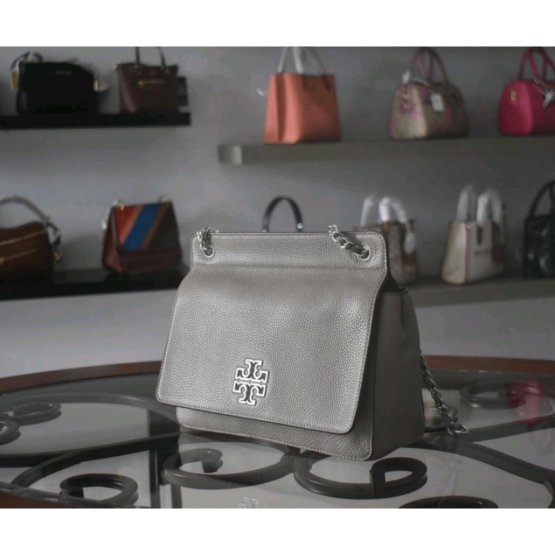 TB BRITTEN FLAP SHOULDER BAG GRAY HERON