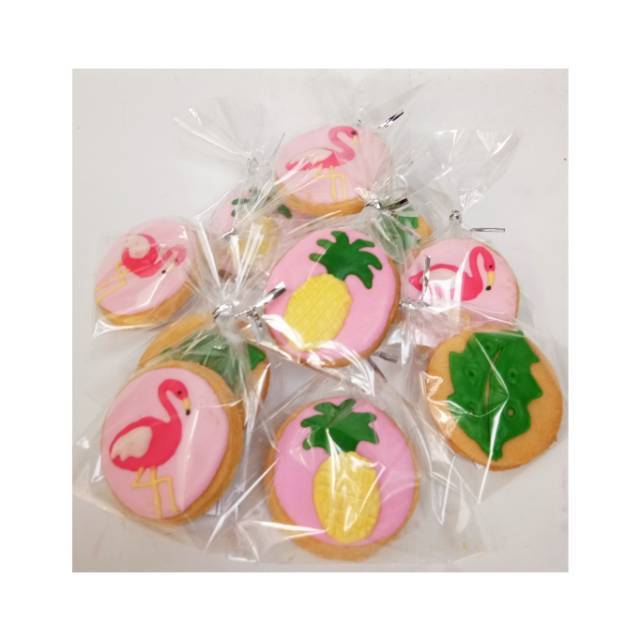 

Cookies karakter / cookies hias / suvenir cookies / bday cookies / kue kering / custom cookies