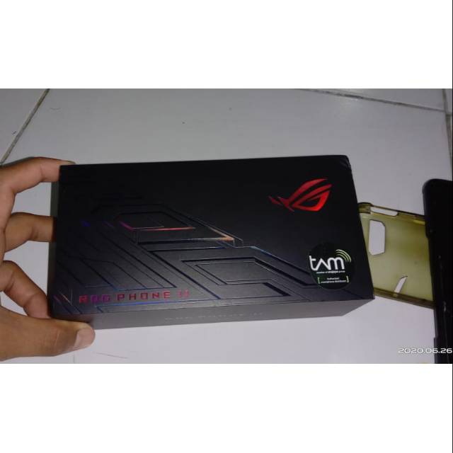 Asus ROG phone 2 RAM 8/128 resmi indonesia