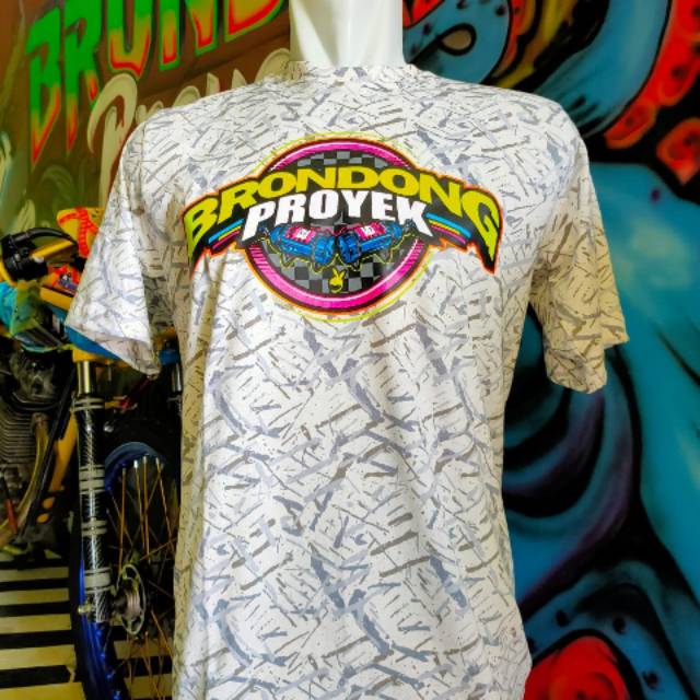 Kaos brondong proyek (Ongkekan)