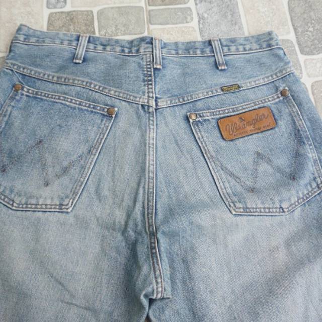 wrangler seconds jeans