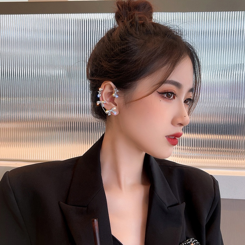 Anting Tanpa Tindik Desain Pita Gaya Korea Untuk Wanita