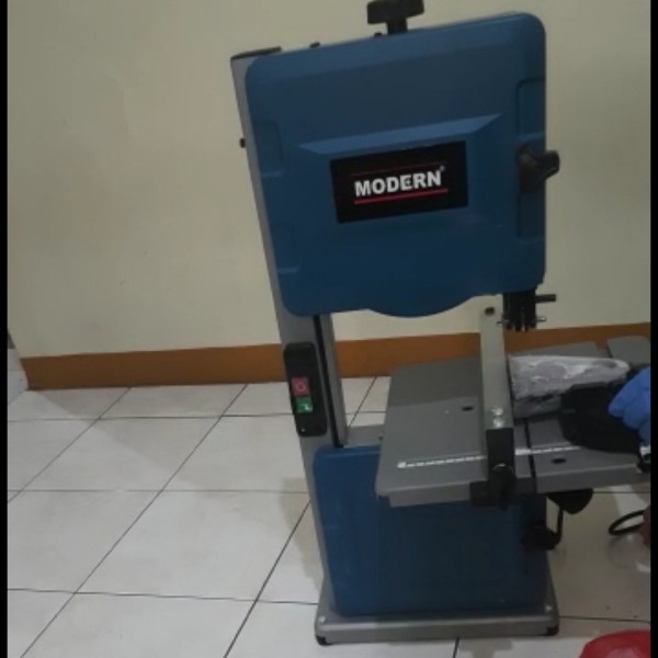 MODERN Bandsaw Gergaji Kayu Listrik Mesin