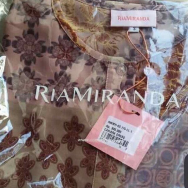 Camara dress by @riamiranda