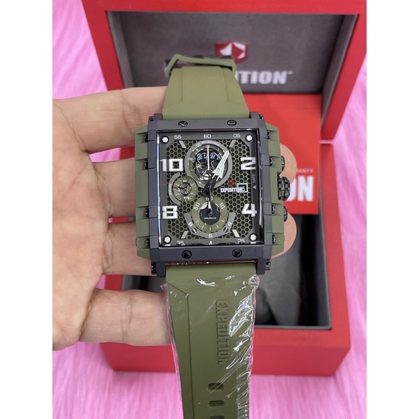 expedition e6757m hijau pria