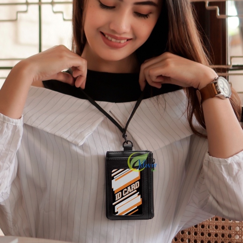

Name Tag ID Card Holder Kulit Lanyard Termurah Berkualitas PU Leather Lanyard NameTag ID Card Holder Terdapat 8 Slot kartu dan 1 Slot Resleting Tempat Menyimpan Uang