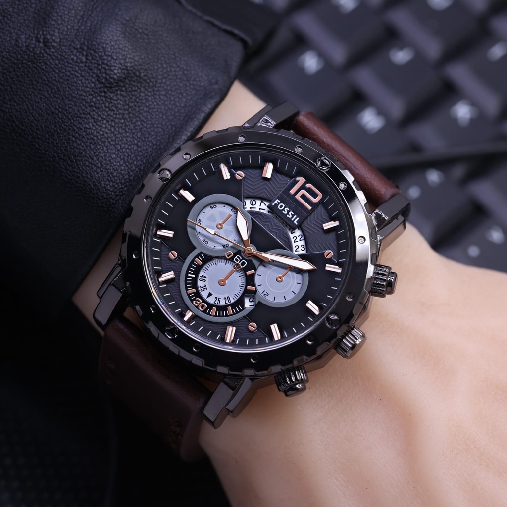Grosiran Jam Tangan Pria 4675TU Analog Strap Kulit Tanggal Aktif Chrono Hiasan (COD)