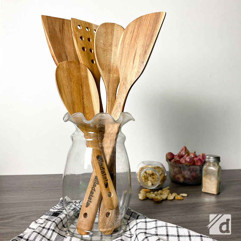 DADALALA Spatula Kayu Jati (1 Set 5 Pcs) Isi Sodet, Sendok Sayur, Centong Nasi dan Sutil Lubang