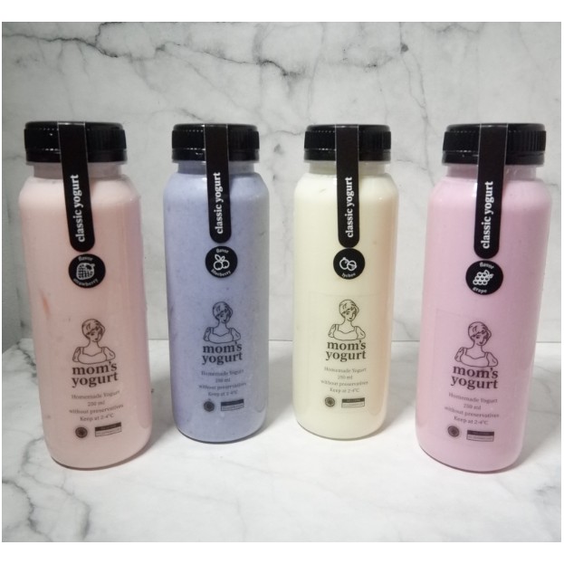 

Yogurt Mom's Classic 250 ml TANPA PENGAWET