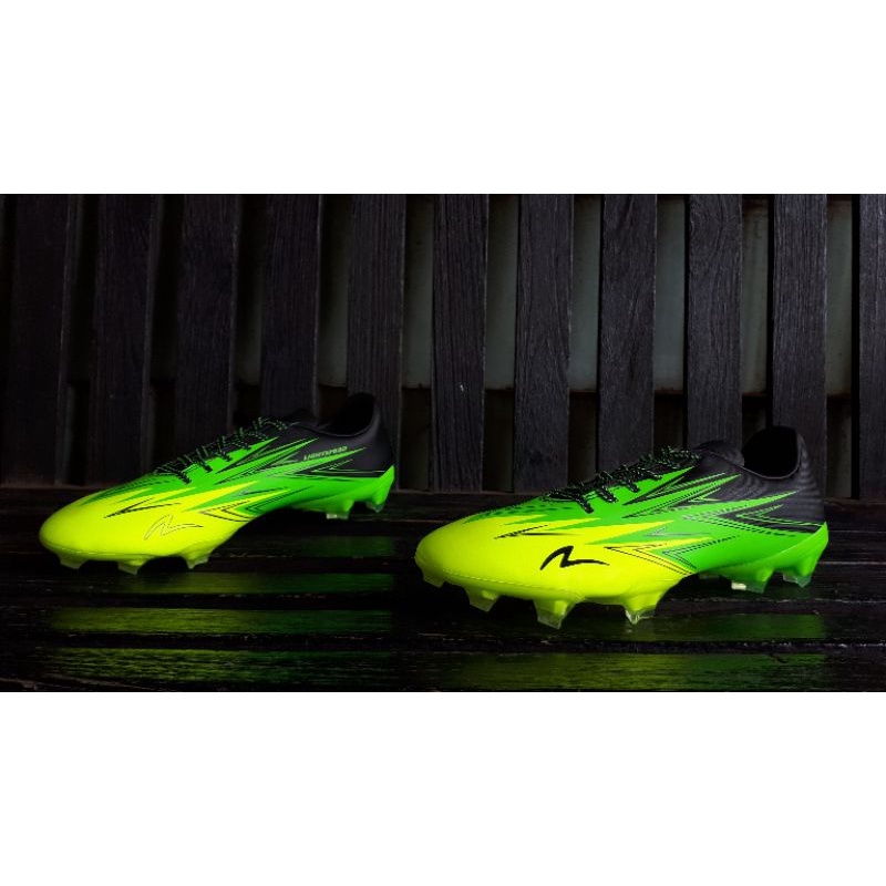 Sepatu Bola Specs Lightspeed 3 FG