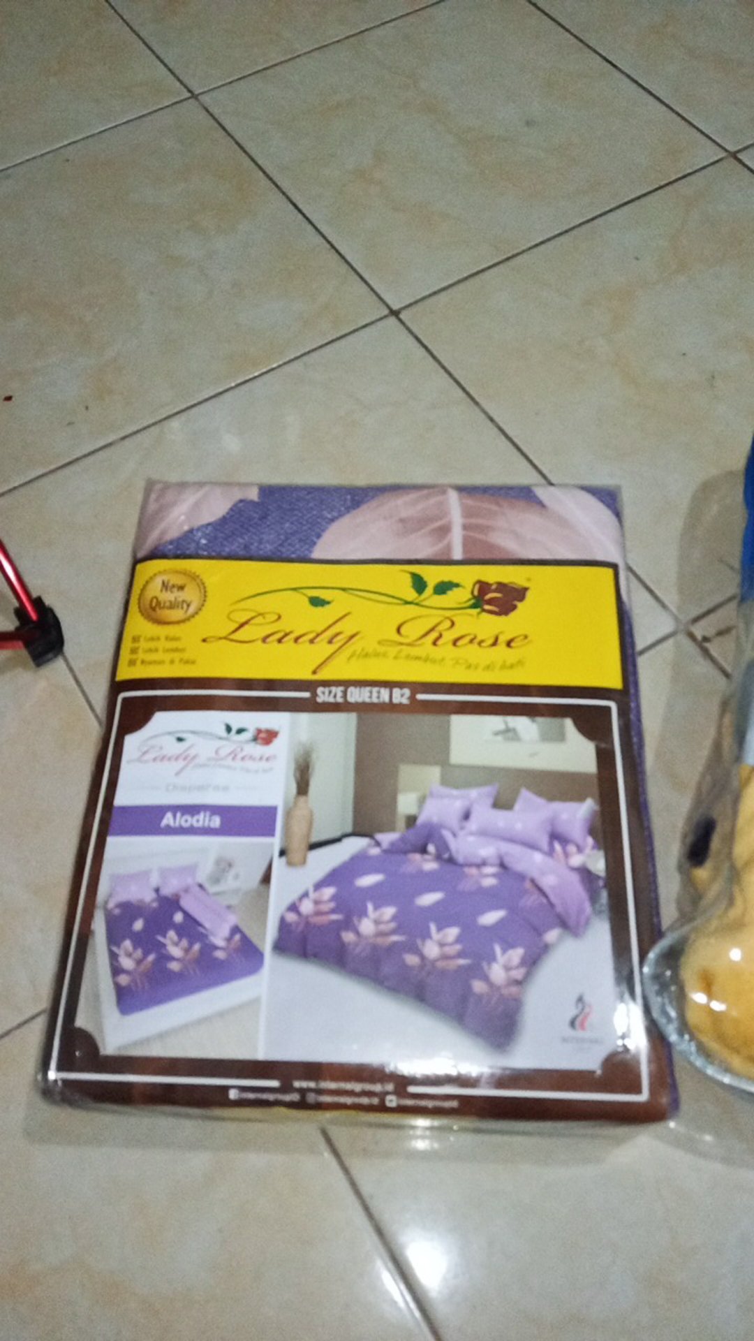 Sprei Lady Rose 160x200 Queen Terlaris Alodia