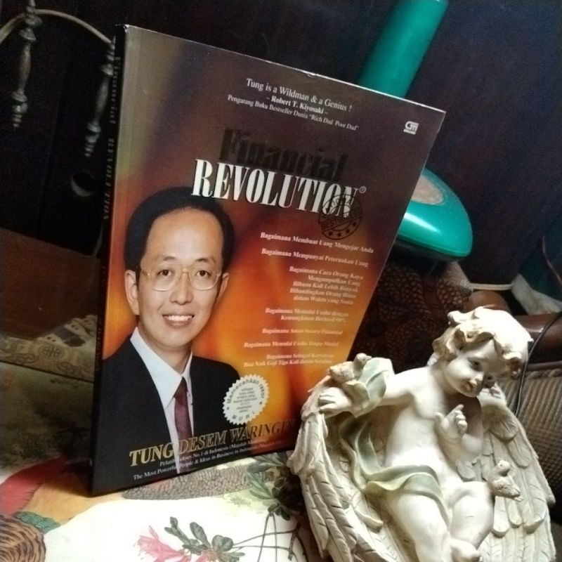 FINANCIAL REVOLUTION - TUNG DESEM WARINGIN
