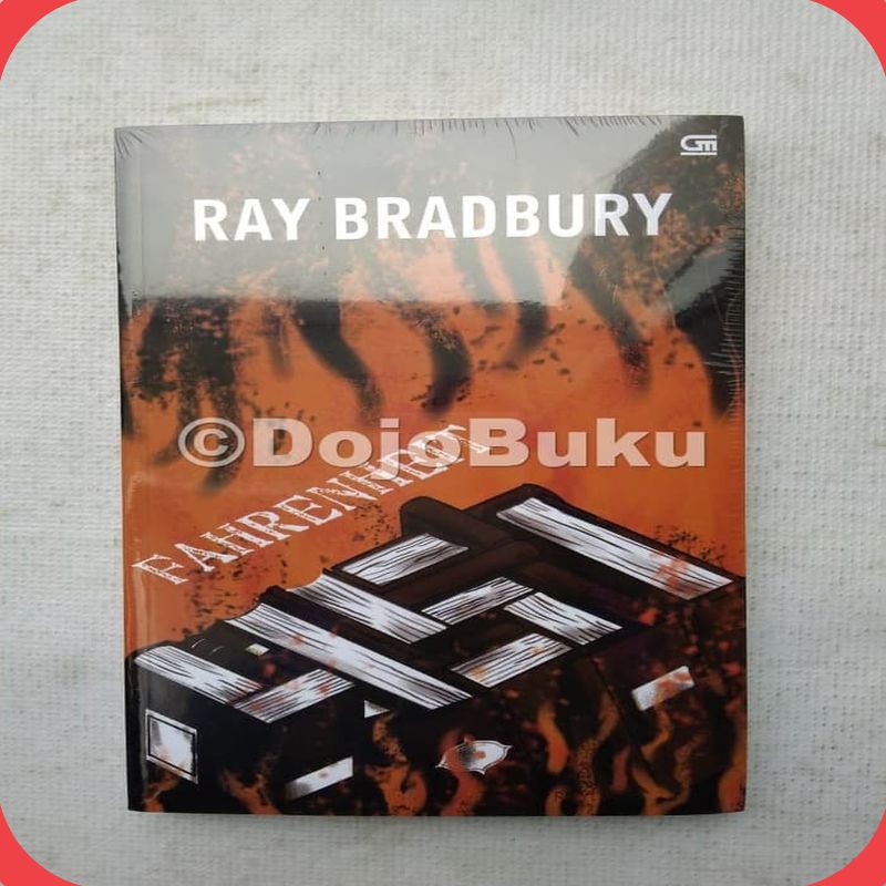 Buku Fahrenheit 451 - Cover Baru 2018 Ray Bradbury [ORIGINAL]