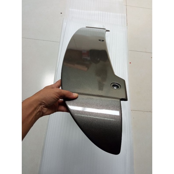 SPOILER INNOVA 2005-2015 MODEL LAMA