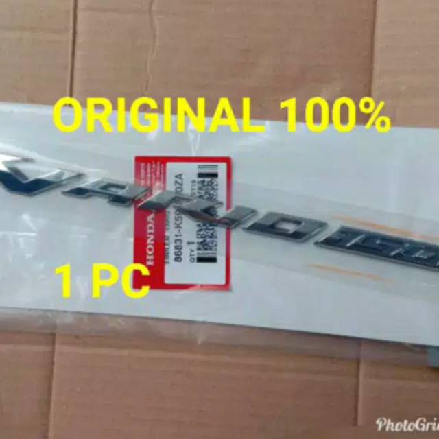 LOGO STIKER EMBLEM TIMBUL VARIO 150 2016 2017 ORI AHM