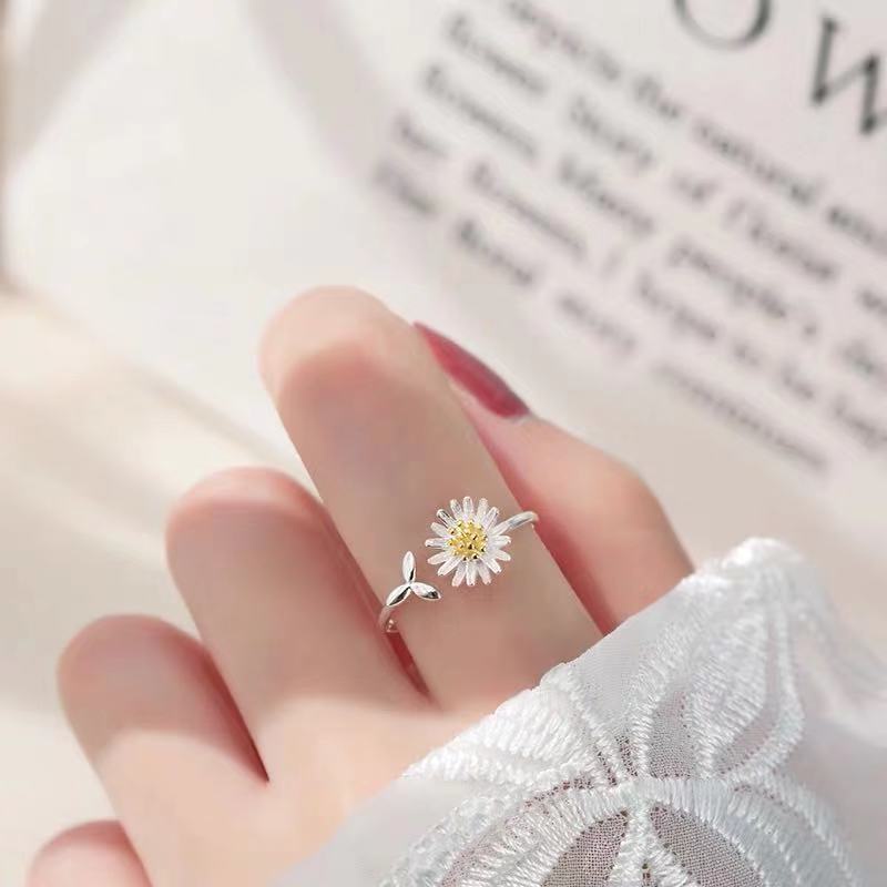 Cincin S925 Silver Gold-plated Model Terbuka Bentuk Daun Daisy Kecil Gaya Korea Untuk Wanita