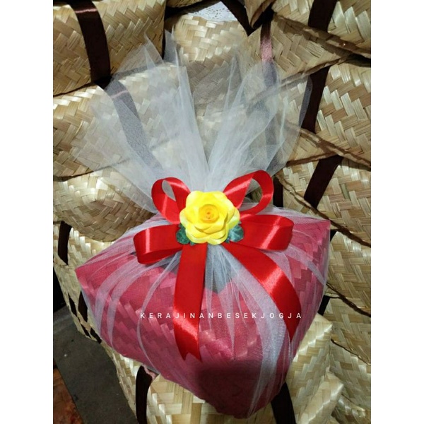 

SEPASANG BESEK MIKA NATURAL WARNA+ TILE PITA BUNGA | besek unik besek hiasan besek kekinian besek